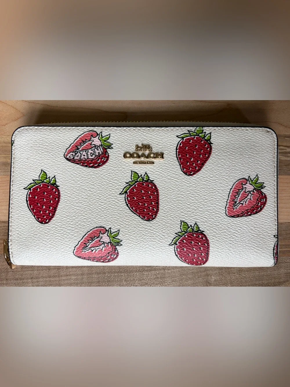 Coach Zip Around Canvas Strawberry Wallet Preowned - Picture 1 of 6